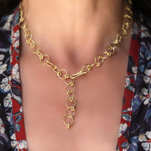 A Handmade Loop Chain with Flower Beads