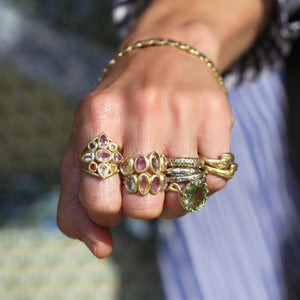 A Pastel Sapphire Medallion Ring