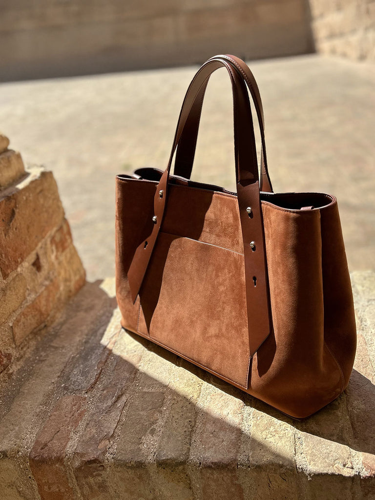 The LURA San Tote Bag in Chestnut Nubuck – LFrank