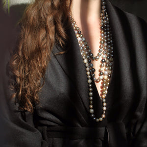 A Tahitian Pearl and Diamond Bead Necklace