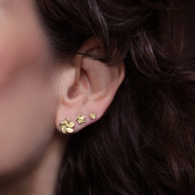 The Small Plumeria Studs