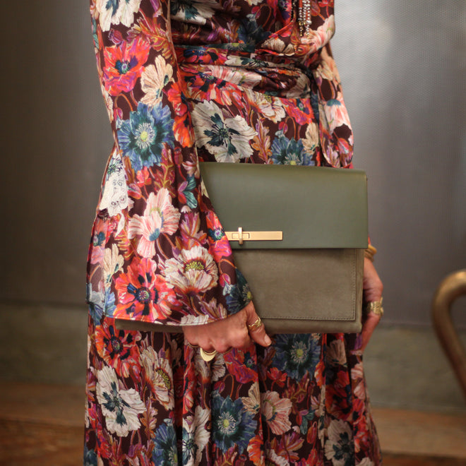 The LURA Yve Bag in Olive Nubuck