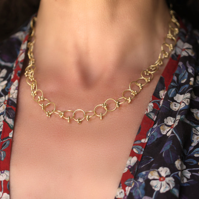 A Handmade Loop Chain with Flower Beads