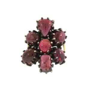 A Garnet Cabochon Cluster Ring