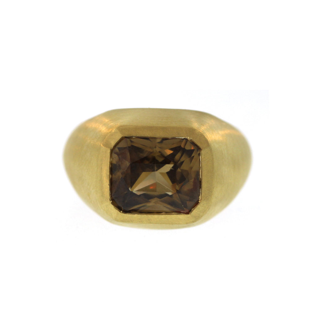 A Natural Golden Green Zircon Queen's Ring
