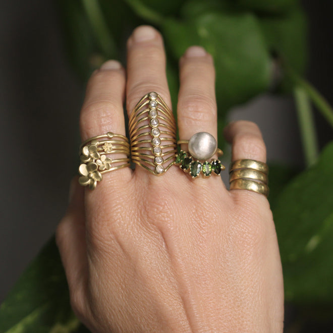 A Green Tourmaline Crown of Leaves Ring