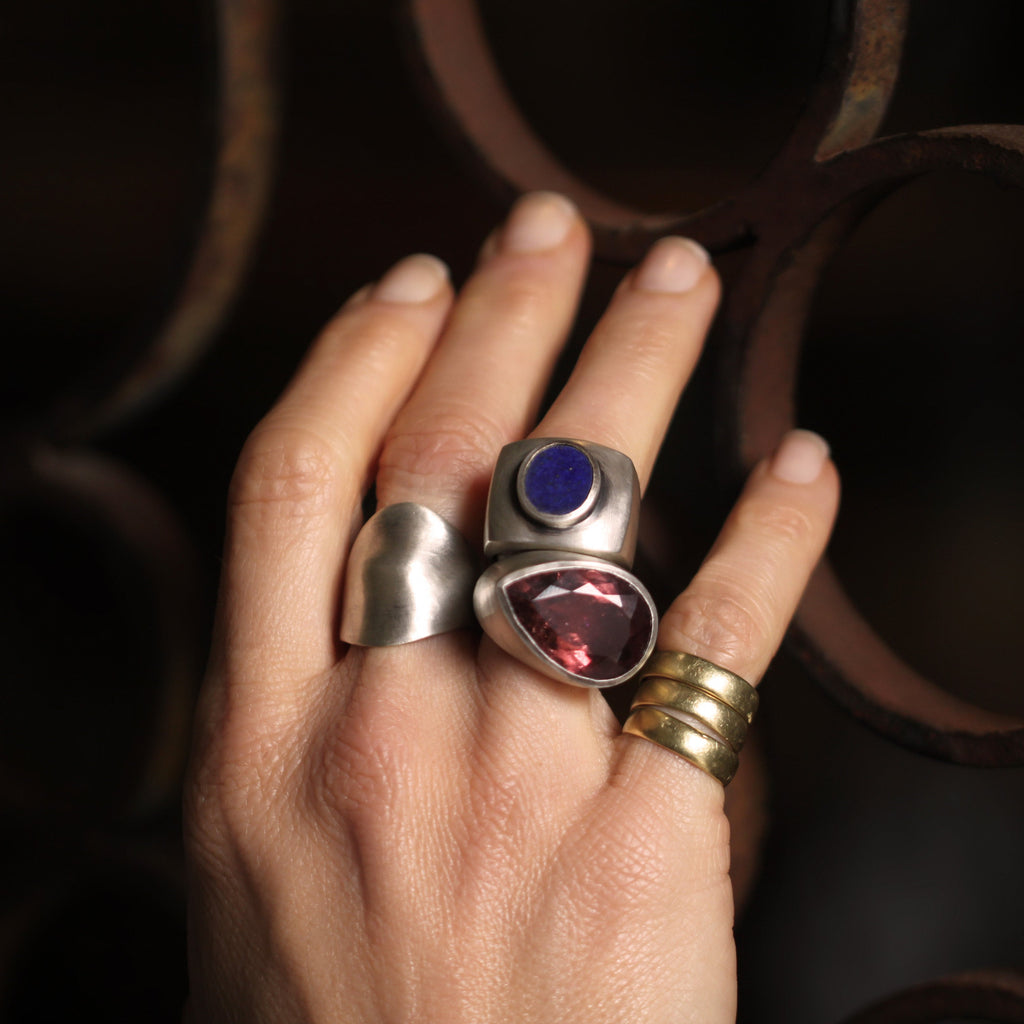 A Peach Tourmaline Queens Ring in Sterling Silver