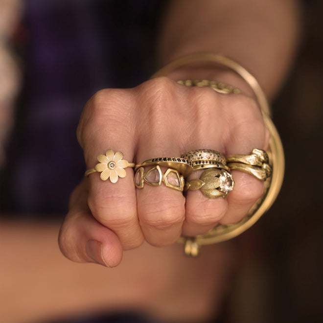 A Black-Eyed Susan Flower Ring