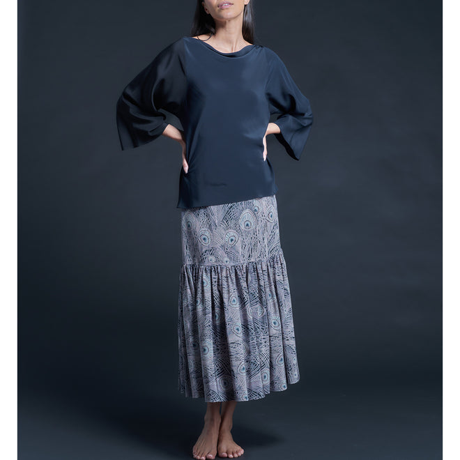 Serafina Solid Silk Crepe de Chine Blouse in Sapphire/Black