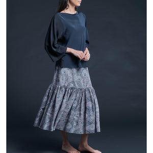 Serafina Solid Silk Crepe de Chine Blouse in Sapphire/Black