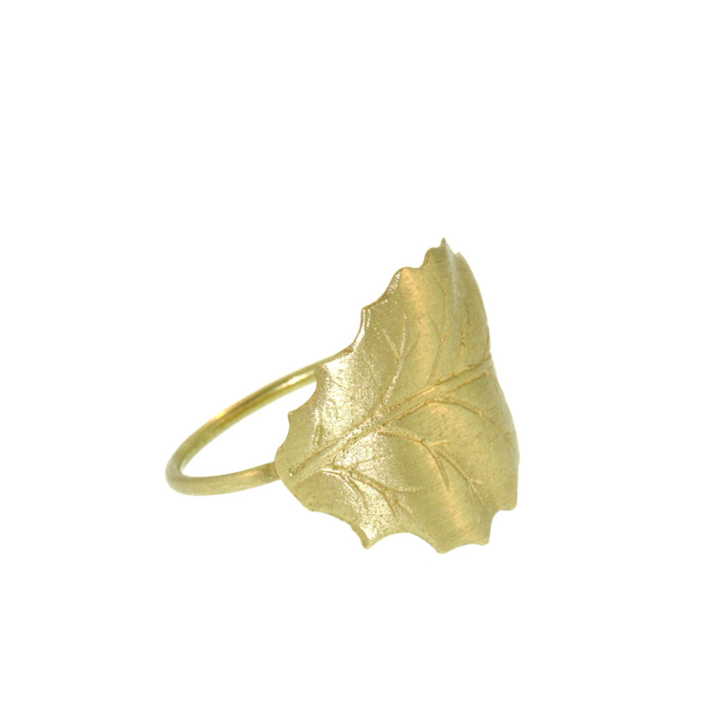 The Holly Leaf Ring