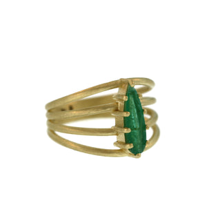 An Emerald Vertebrate Ring